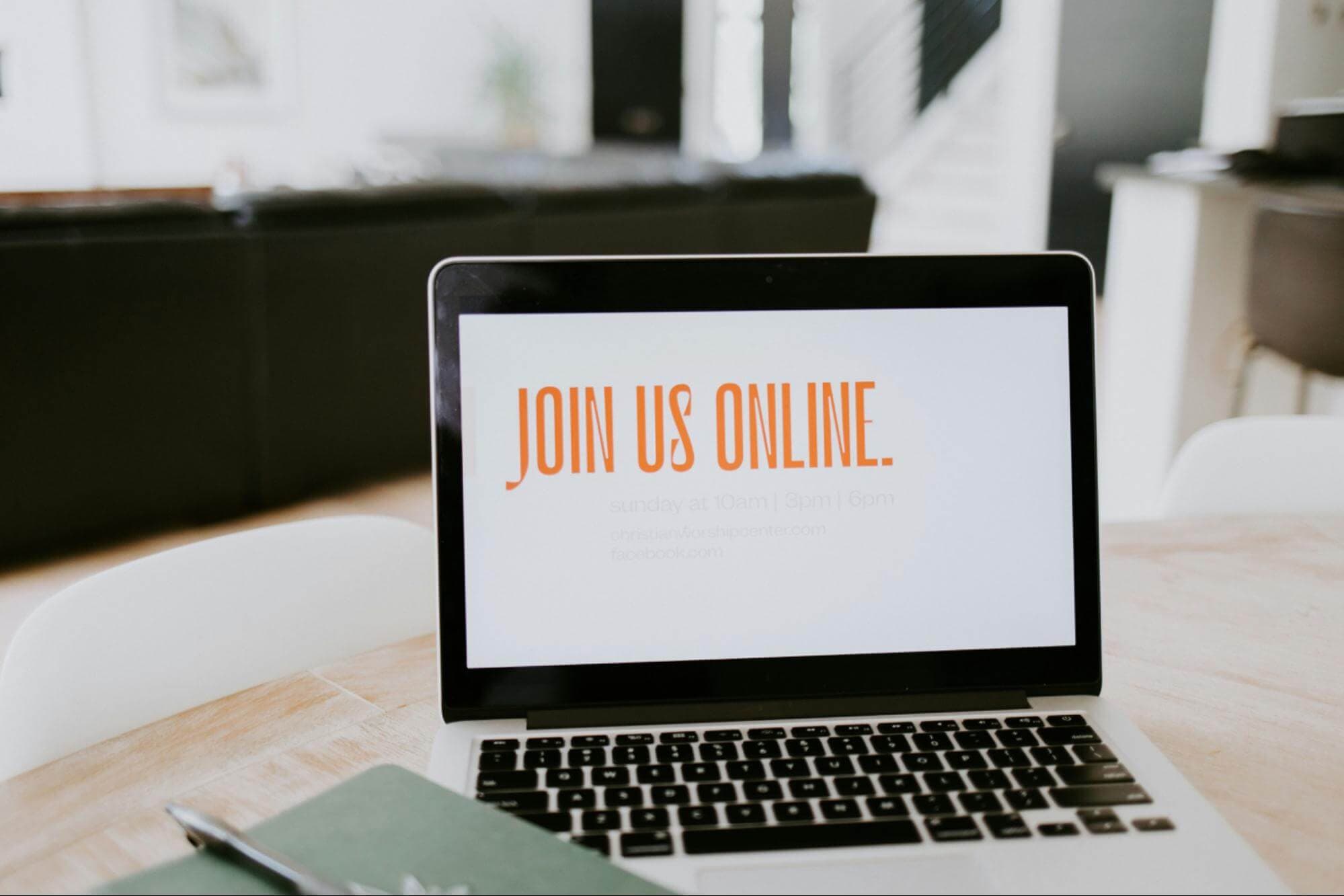 How to Effectively Promote an Online Course on Social Media: Best 14 Ways Illustration