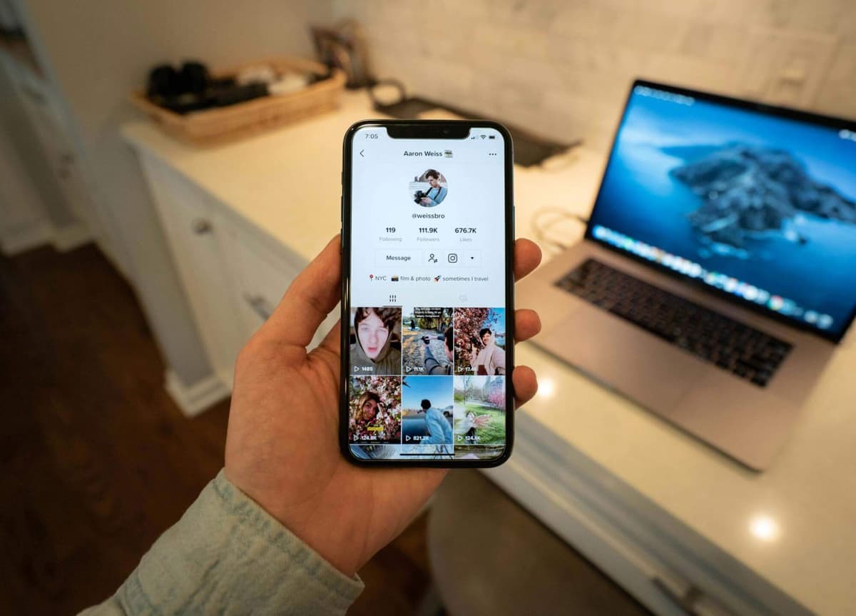 How to Effortlessly Resize a Video for Instagram Reels, YouTube Shorts & TikTok with AI Video Cut illustration